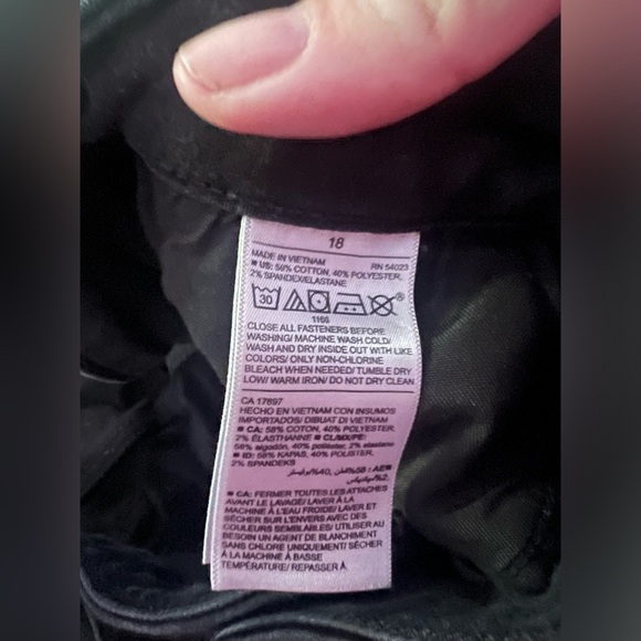 Old Navy - Rockstar Super Skinny built in warmth black jeans - Picture 4 of 6